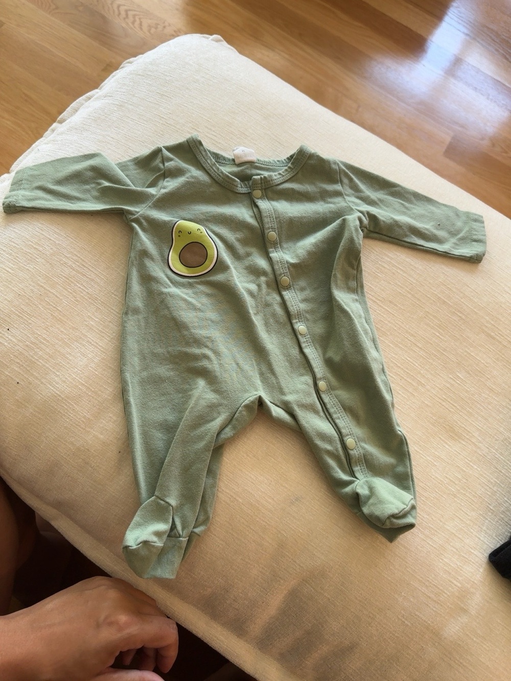 SHEIN Baby Avocado Footed Sleeper 0-1M Green Snap Pajamas Unisex - Picture 5 of 7